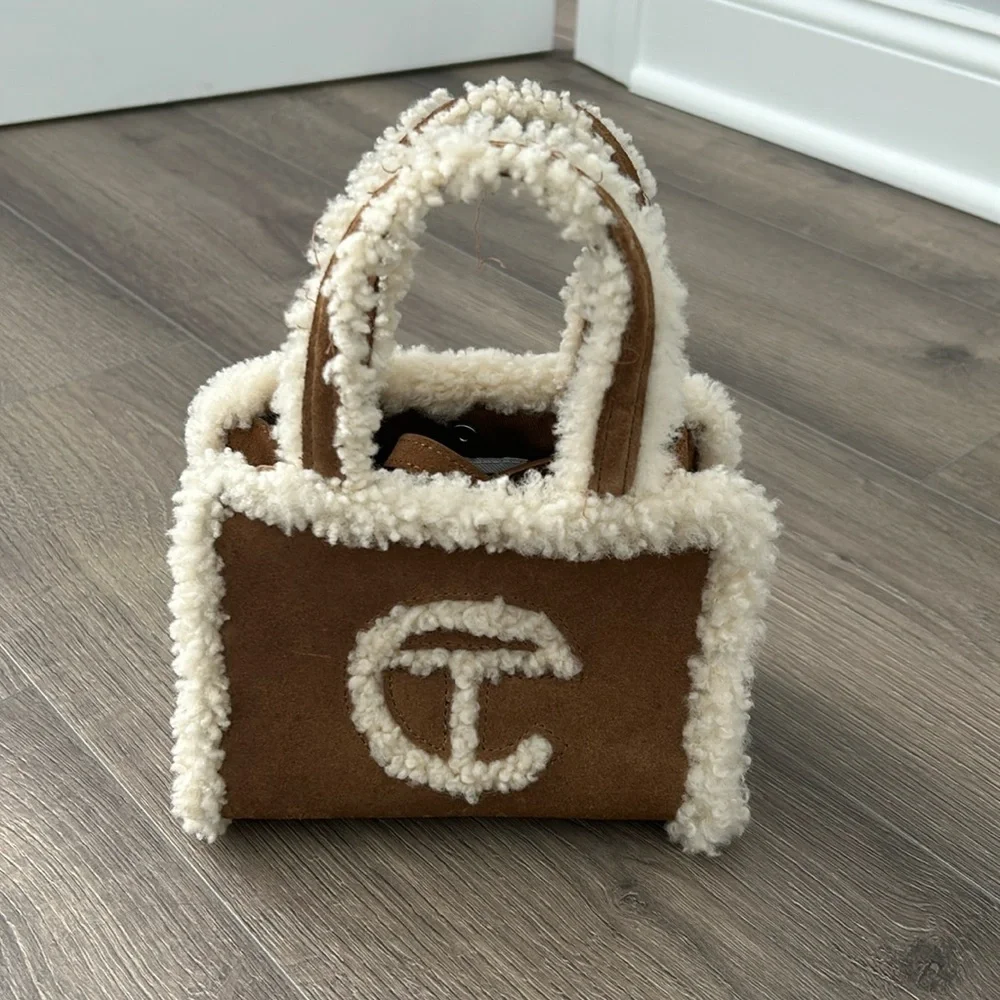 Telfar x Ugg small purse in chestnut - Picture 1 of 10